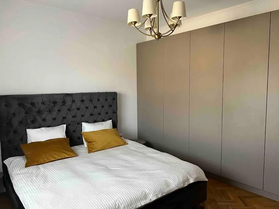 아파트 Loft Villa Floreasca 부쿠레슈티